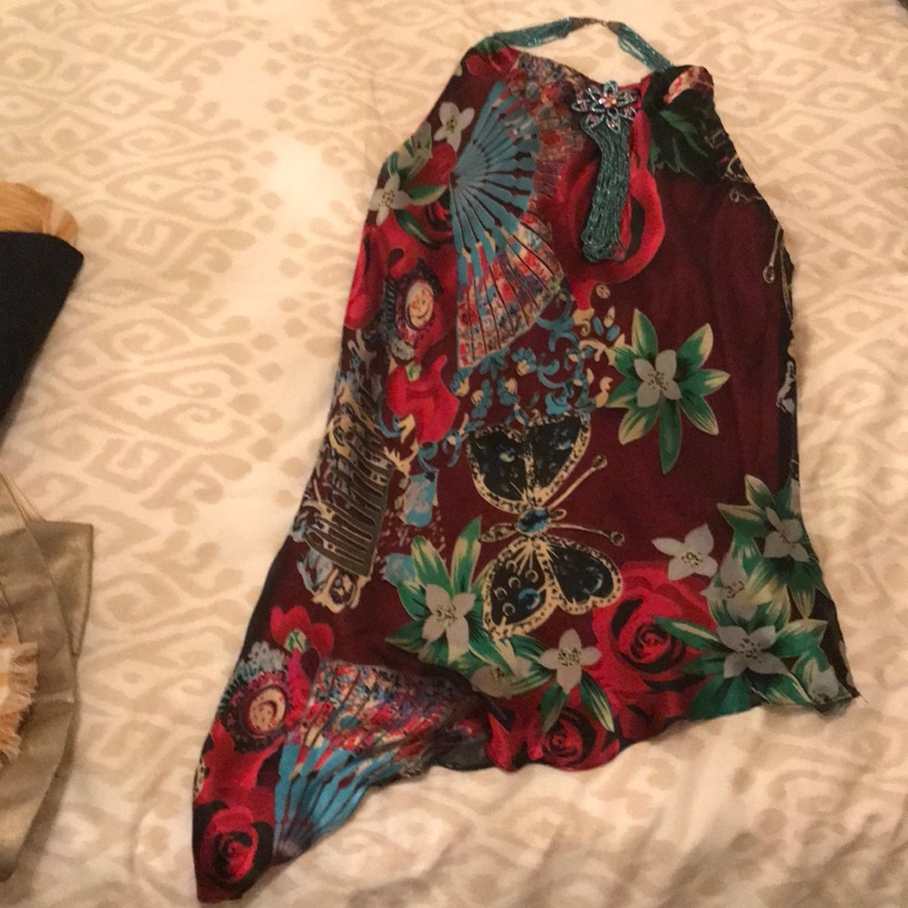 Top - Picture 2 of 2